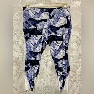 Marika Blue White Leggings